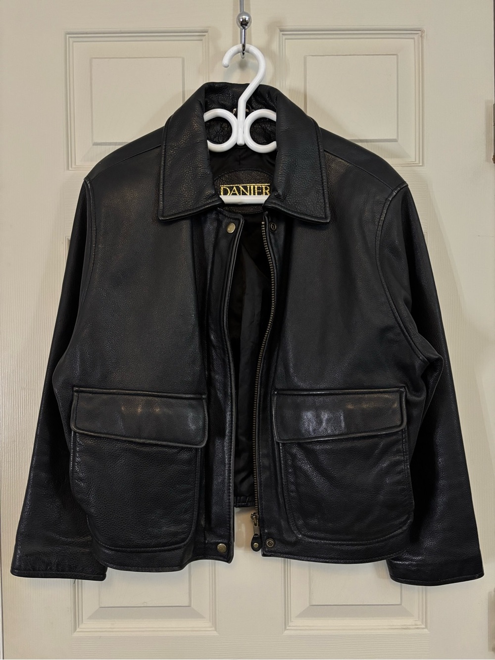 Vintage Danier leather bomber jacket